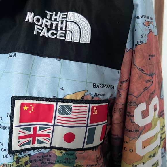 NORTH FACE SUPREME JACKET!! - Picture 5 of 7
